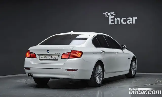 BMW 5 серия 2016 2.0 автомат (гидро), миниатюра 2