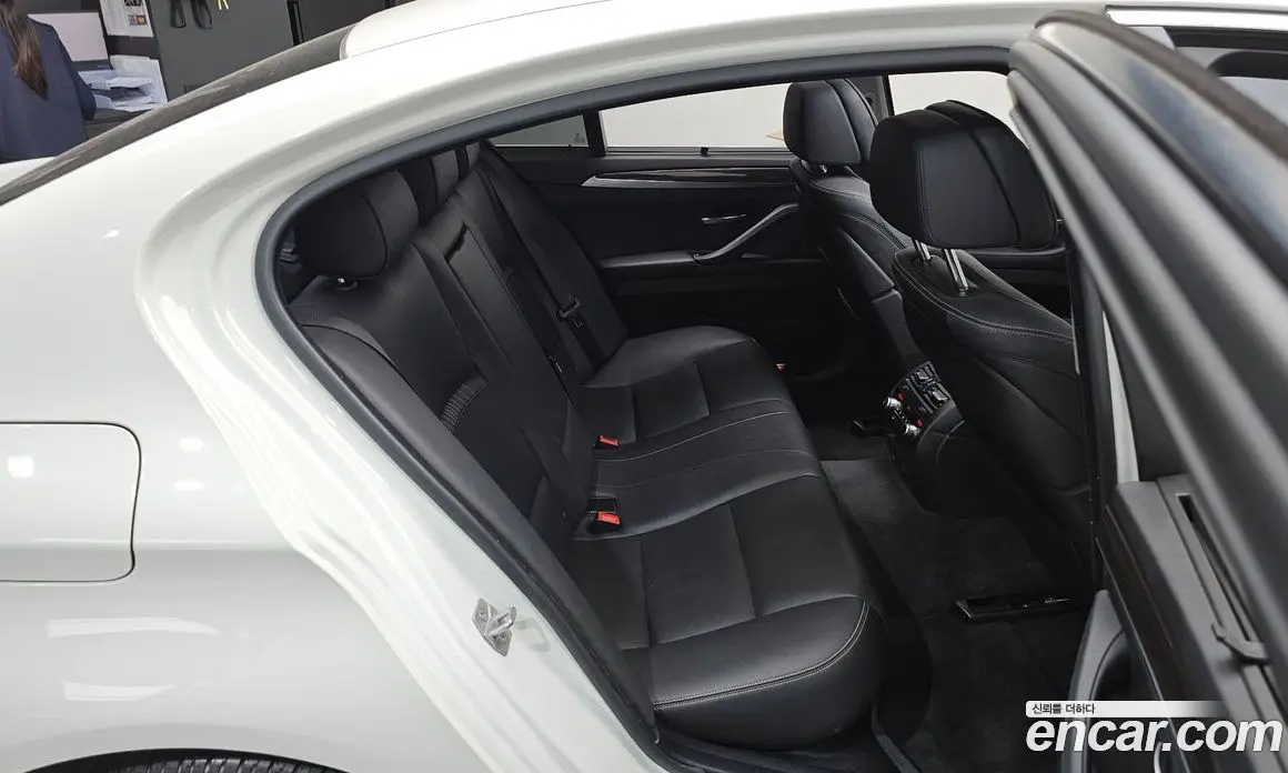 BMW 5 серия 2016 2.0 автомат (гидро), фото 11