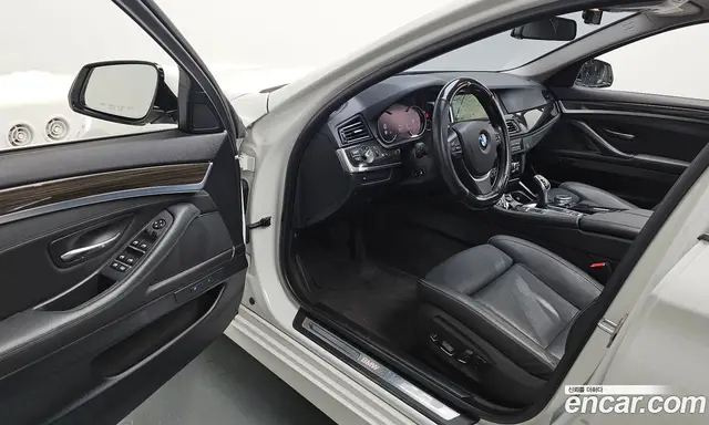 BMW 5 серия 2016 2.0 автомат (гидро), миниатюра 12