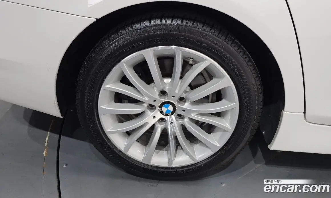 BMW 5 серия 2016 2.0 автомат (гидро), фото 5