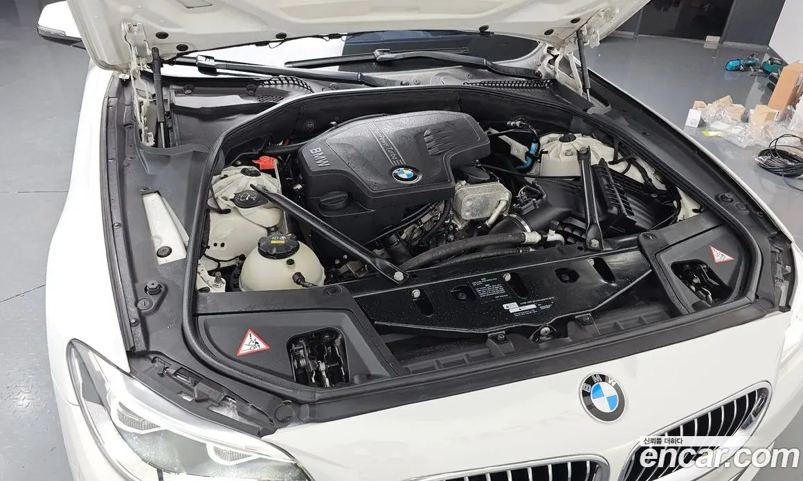 BMW 5 серия 2016 2.0 автомат (гидро), фото 6