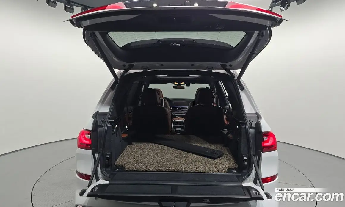BMW X7 2020 3.0 автомат (гидро), фото 32