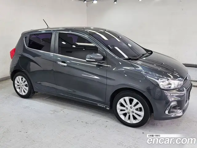 Chevrolet Spark 2018 1.0 автомат (гидро), миниатюра 2