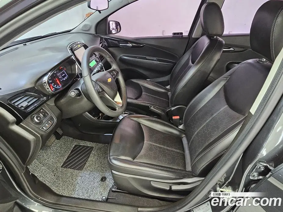 Chevrolet Spark 2018 1.0 автомат (гидро), фото 17