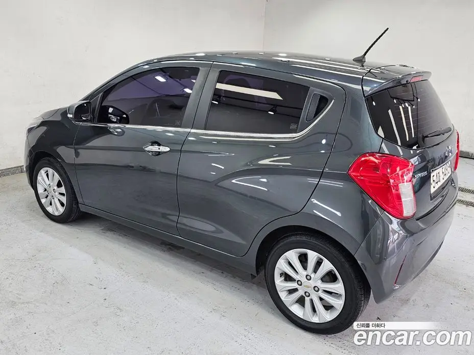 Chevrolet Spark 2018 1.0 автомат (гидро), фото 6