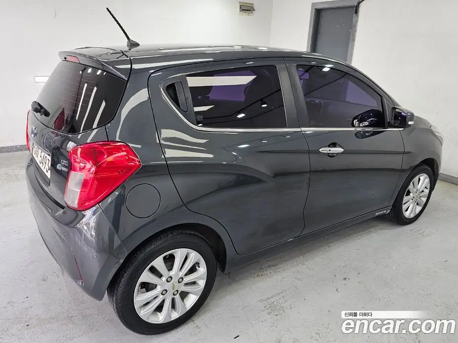 Chevrolet Spark 2018 1.0 автомат (гидро), фото 7