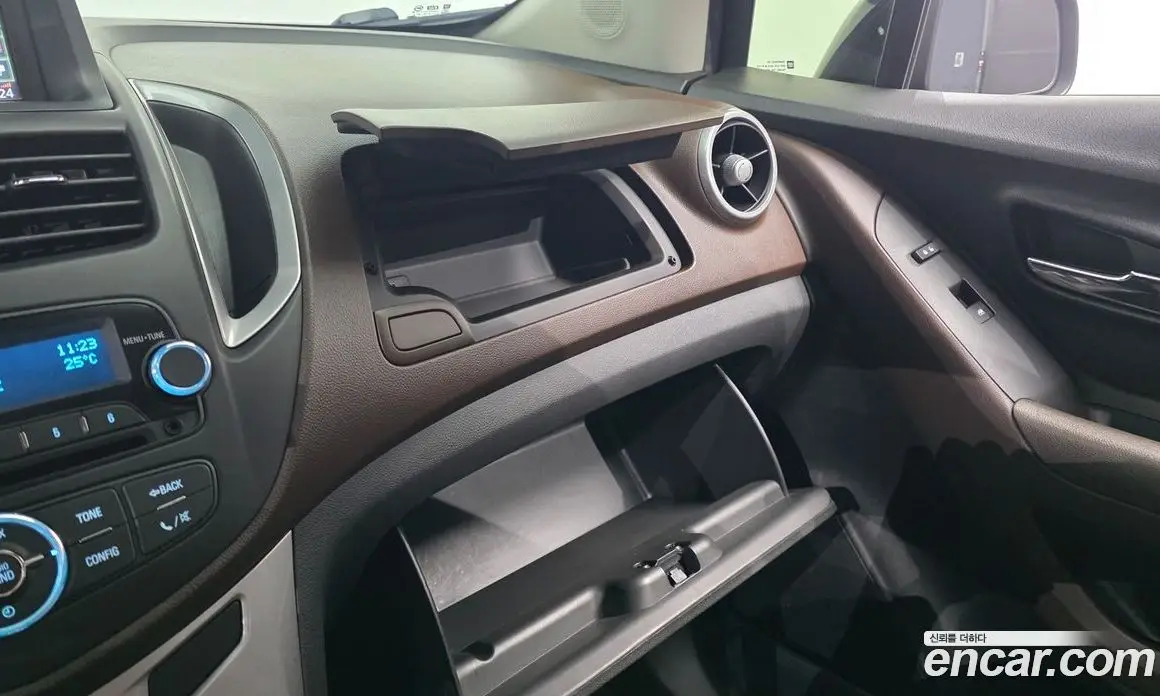Chevrolet Trax 2013 1.4 автомат (гидро), фото 17