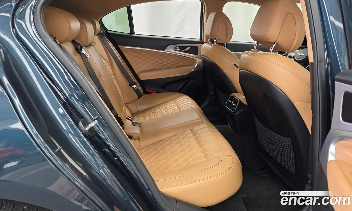 Genesis G70 2022 2.0 автомат (гидро), фото 17
