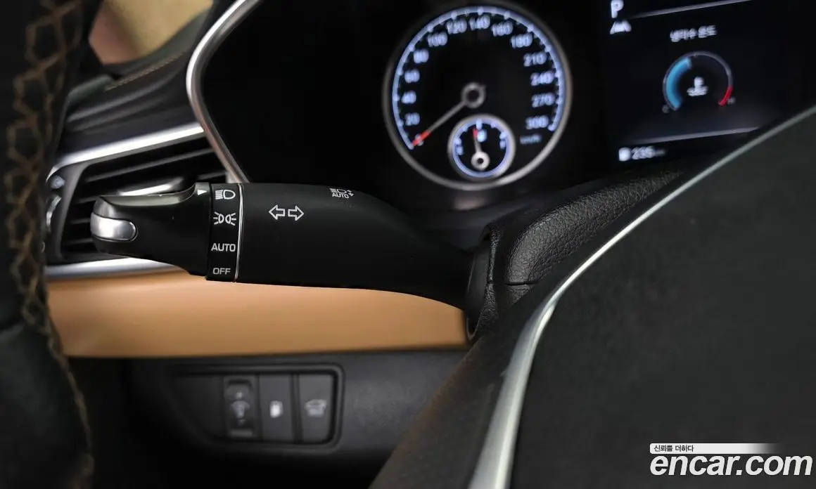 Genesis G70 2022 2.0 автомат (гидро), фото 25