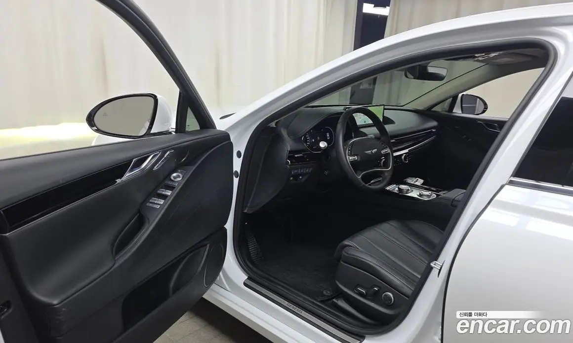 Genesis G80 2023 2.5 автомат (гидро), фото 13