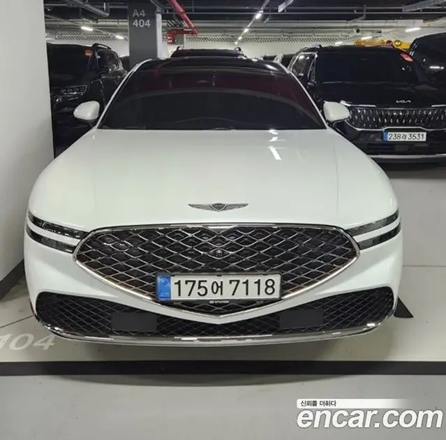 Genesis G90, 2023, 52 000 км
