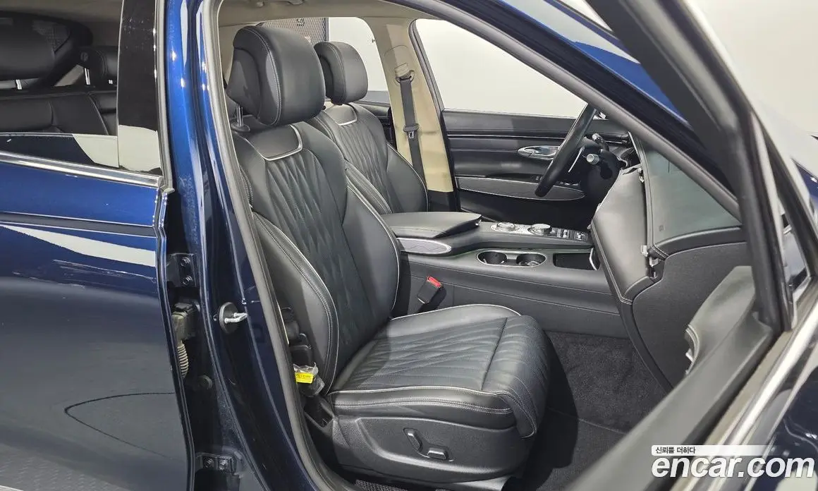 Genesis GV70 2021 2.5 автомат (гидро), фото 18