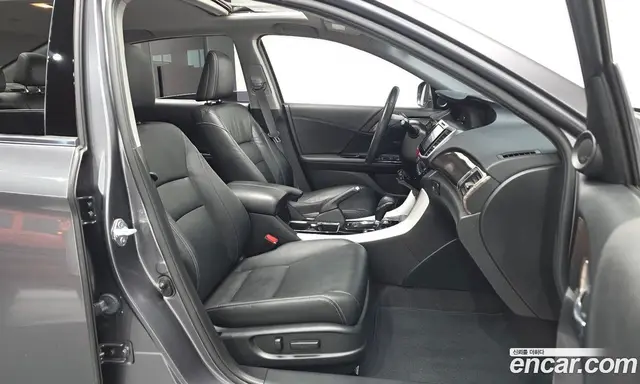 Honda Accord 2017 2.0 автомат (гидро), миниатюра 11