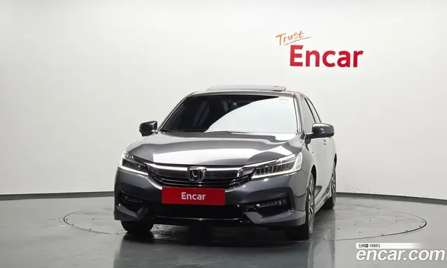Honda Accord 2017 2.0 автомат (гидро), миниатюра 3