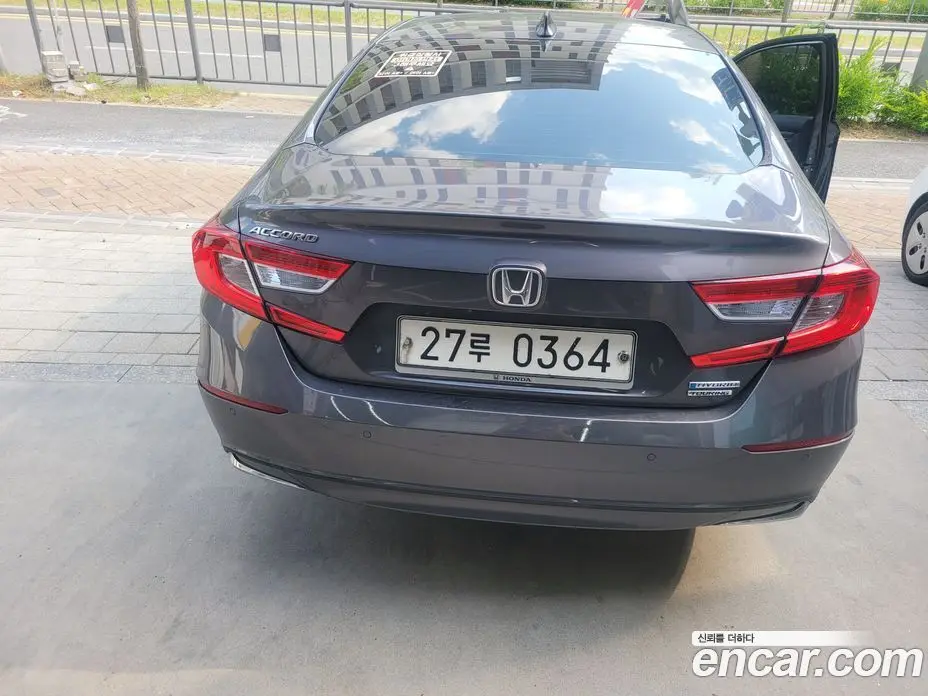 Honda Accord 2019 2.0 автомат (гидро), фото 3