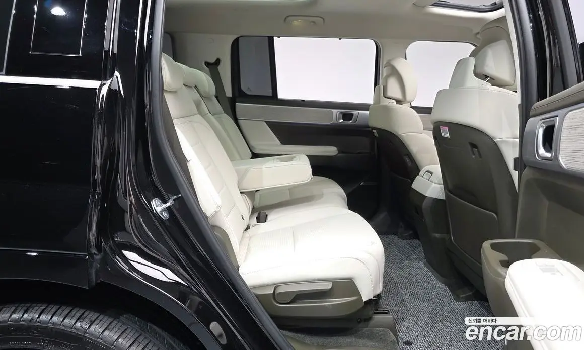 Hyundai Santa Fe 2025 2.5 автомат (гидро), фото 16