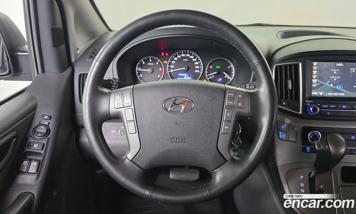 Hyundai Starex 2018 2.5 автомат (гидро), фото 14