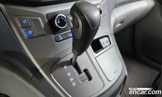 Hyundai Starex 2018 2.5 автомат (гидро), миниатюра 9