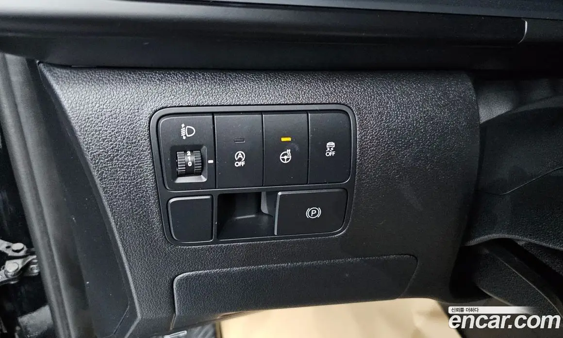 Hyundai Staria 2025 2.2 автомат (гидро), фото 14