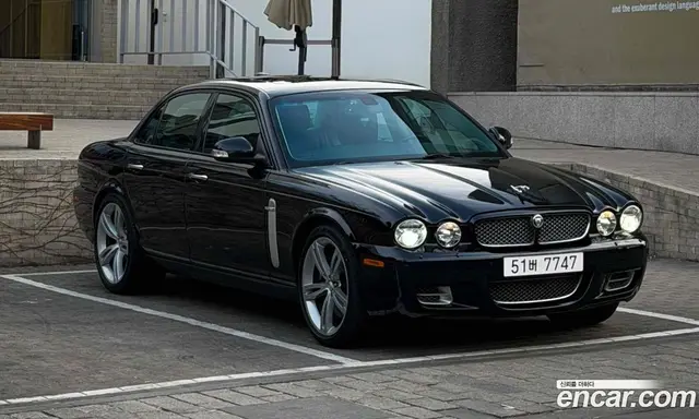 Jaguar XJR, 2008, 260 000 км Jaguar XJR, 2008, 260 000 км