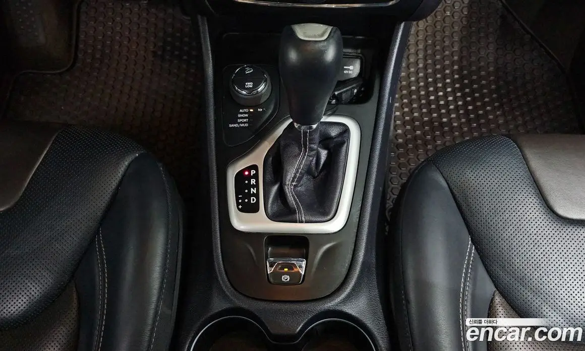 Jeep Cherokee 2017 2.2 автомат (гидро), фото 9