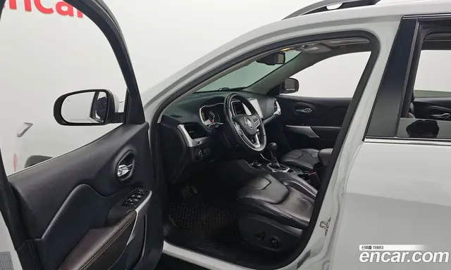 Jeep Cherokee 2017 2.2 автомат (гидро), миниатюра 10