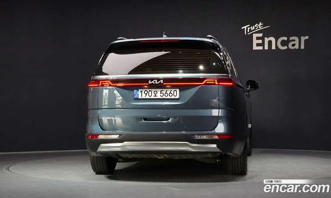 Kia Carnival 2022 2.2 автомат (гидро), фото 4