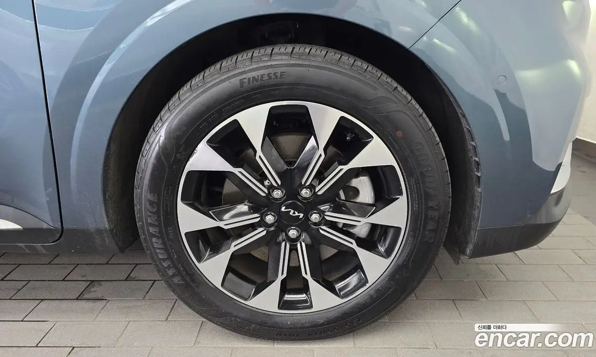Kia Carnival 2022 2.2 автомат (гидро), фото 7