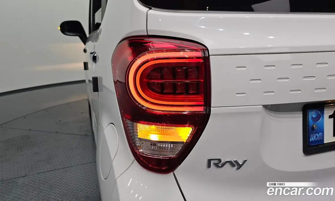 Kia Ray 2021 1.0 автомат (гидро), фото 8