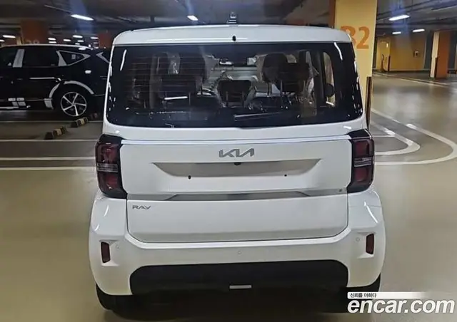 Kia Ray 2026 1.0 автомат (гидро), миниатюра 3