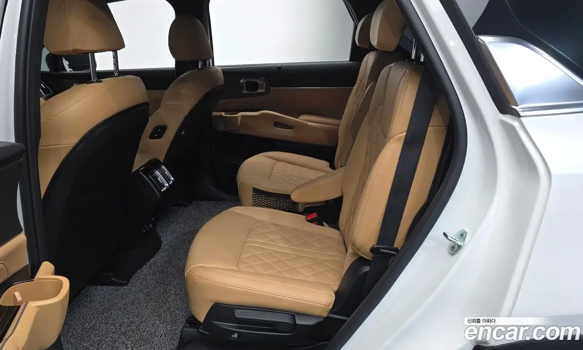 Kia Sorento 2022 1.6 автомат (гидро), фото 16