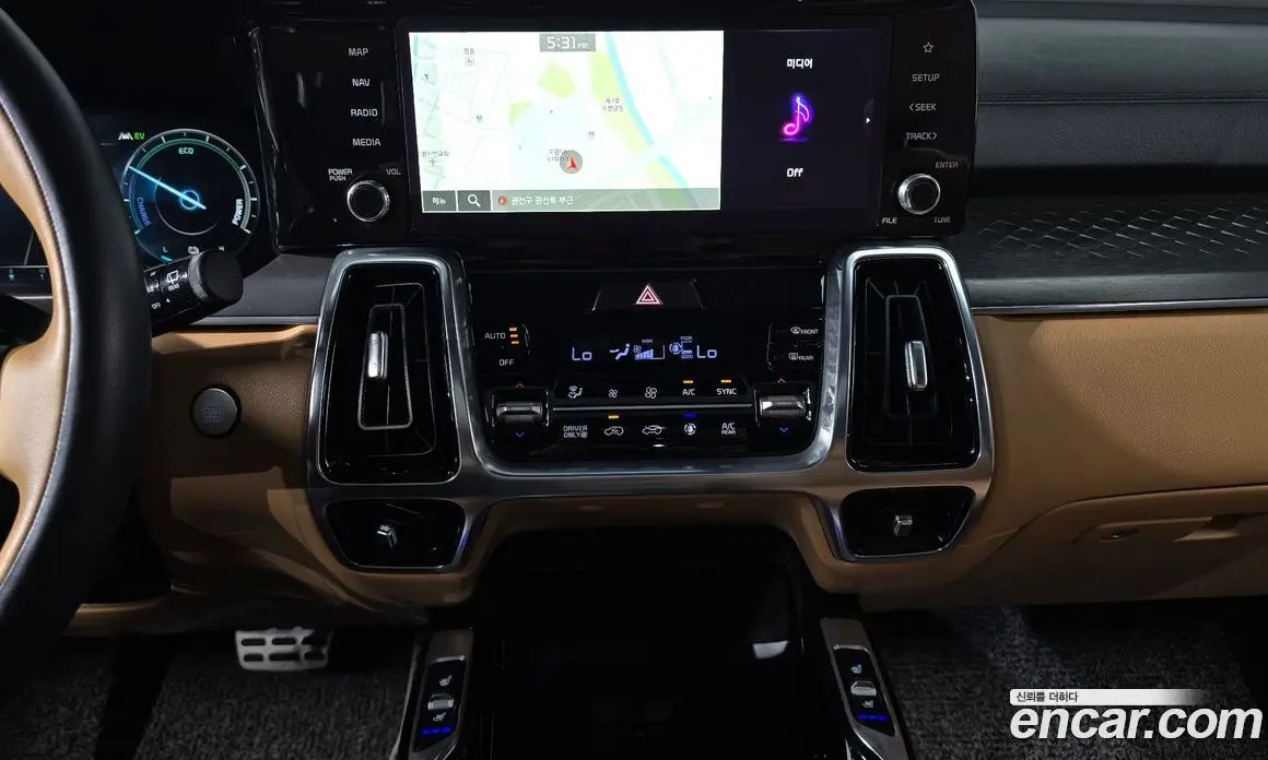 Kia Sorento 2022 1.6 автомат (гидро), фото 17