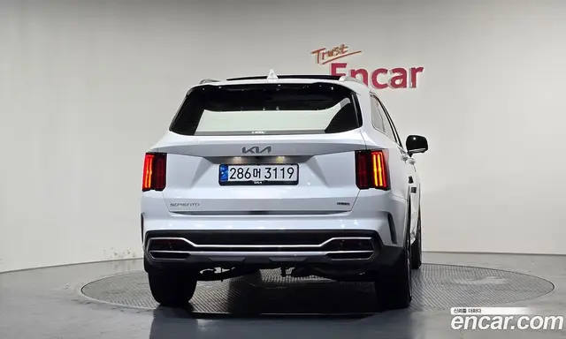 Kia Sorento 2022 1.6 автомат (гидро), миниатюра 3