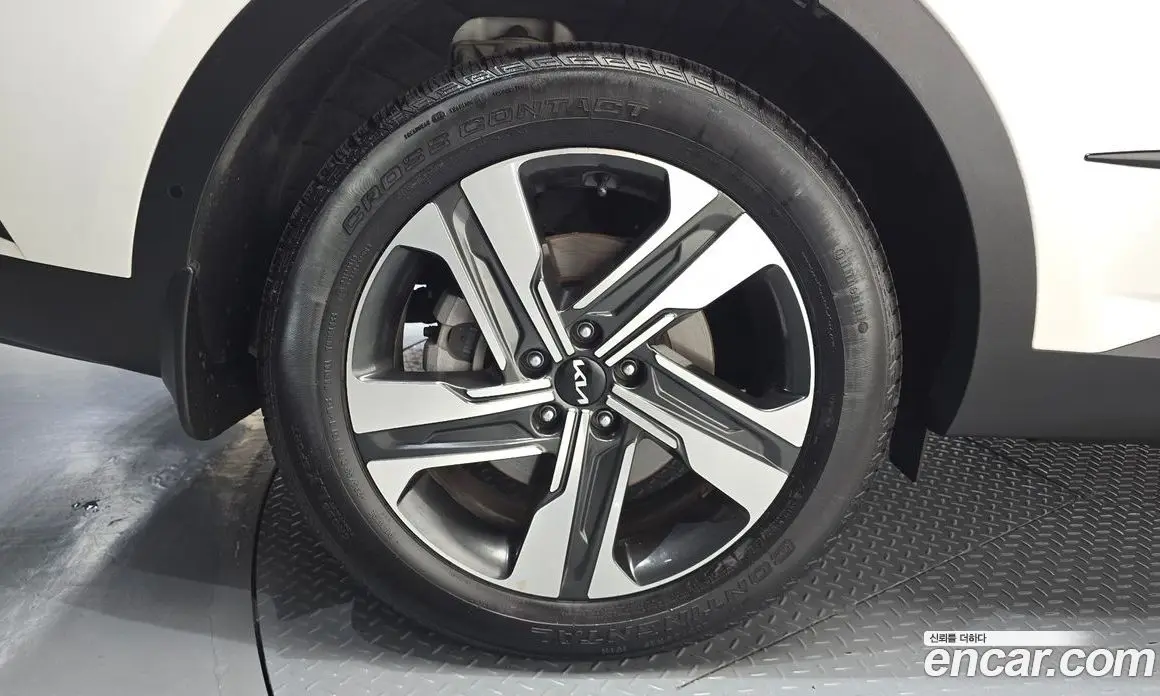 Kia Sorento 2022 1.6 автомат (гидро), фото 4