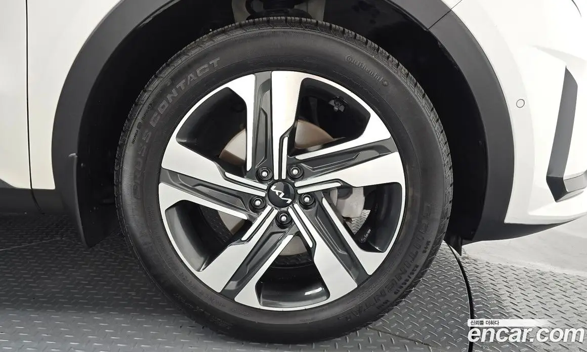 Kia Sorento 2022 1.6 автомат (гидро), фото 6