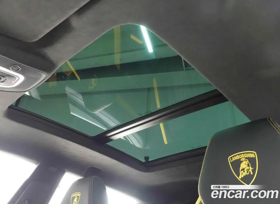 Lamborghini Urus 2025 4.0 автомат (гидро), фото 16 Lamborghini Urus 2025 4.0 автомат (гидро), фото 16
