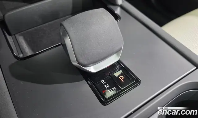 Land Rover Discovery Sport 2024 2.0 автомат (гидро), миниатюра 9
