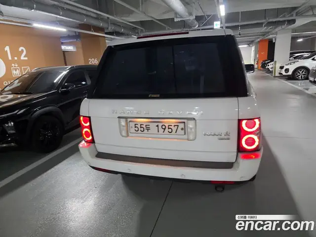 Land Rover Range Rover 2010 3.6 автомат (гидро), миниатюра 5