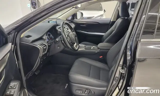 Lexus NX 2021 2.5 автомат (вариатор), миниатюра 10 Lexus NX 2021 2.5 автомат (вариатор), миниатюра 10