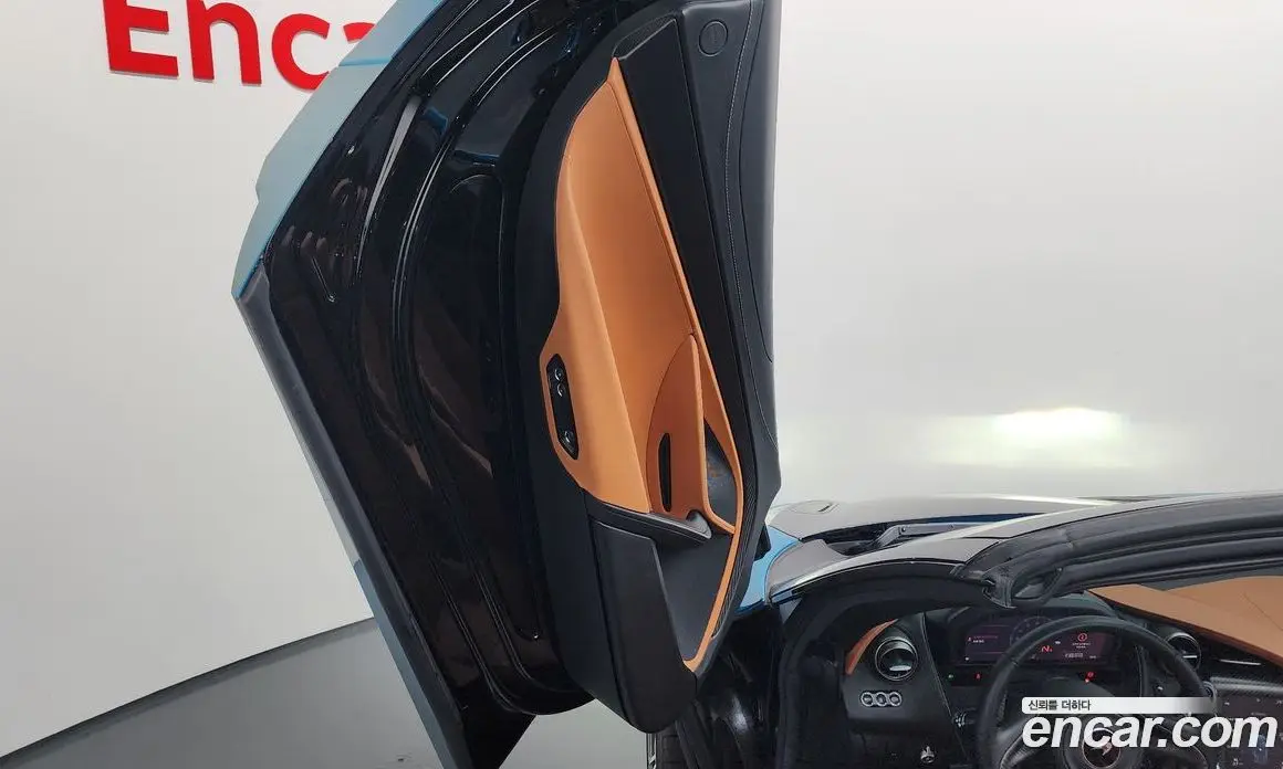 McLaren 720S 2020 4.0 автомат (гидро), фото 14 McLaren 720S 2020 4.0 автомат (гидро), фото 14
