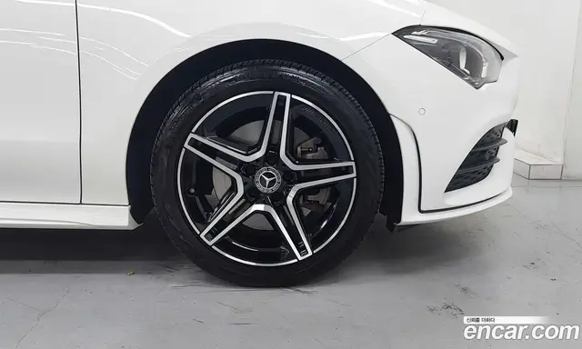 Mercedes-Benz CLA-Class 2022 2.0 автомат (гидро), миниатюра 5