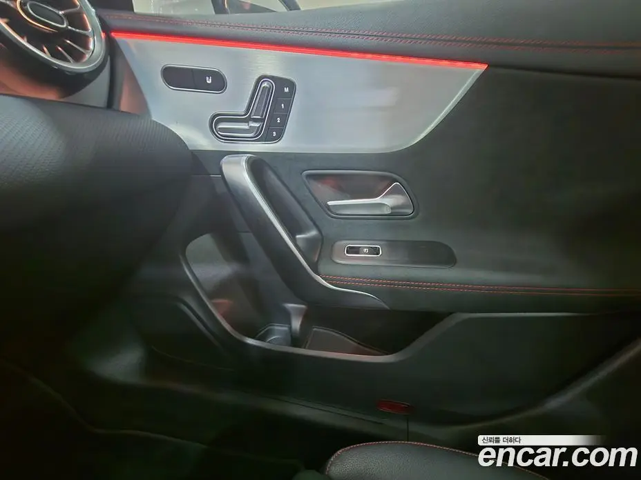 Mercedes-Benz CLA-Class 2023 2.0 автомат (гидро), фото 15
