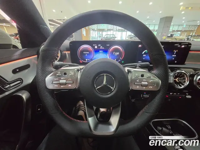 Mercedes-Benz CLA-Class 2023 2.0 автомат (гидро), миниатюра 9