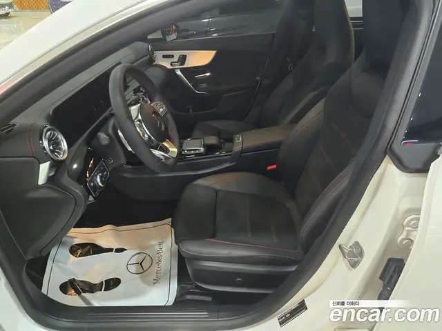 Mercedes-Benz CLA-Class 2023 2.0 автомат (гидро), миниатюра 10
