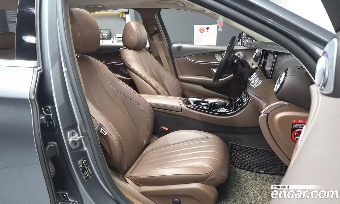 Mercedes-Benz E-Class 2019 1.9 автомат (гидро), фото 11