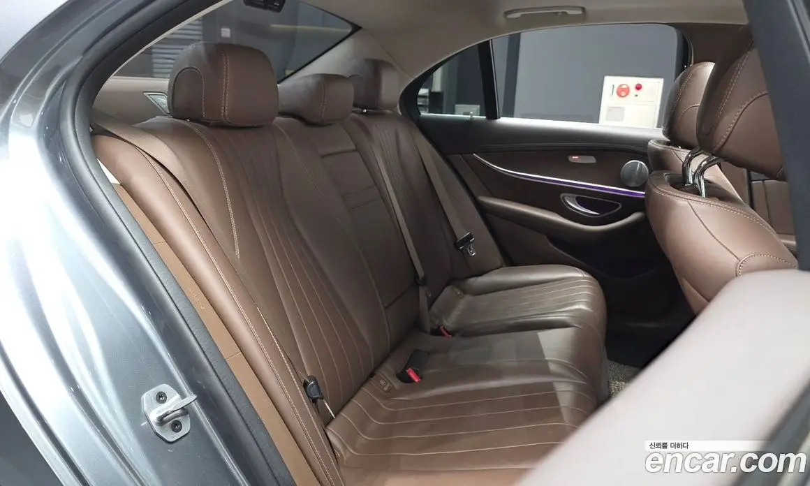 Mercedes-Benz E-Class 2019 1.9 автомат (гидро), фото 12