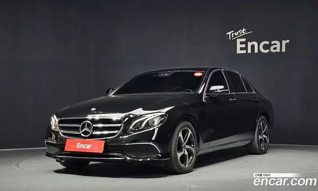 Mercedes-Benz E-Class, 2019, 71 084 км
