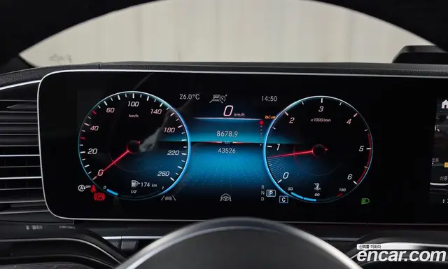 Mercedes-Benz GLE-Class 2023 2.9 автомат (гидро), миниатюра 11