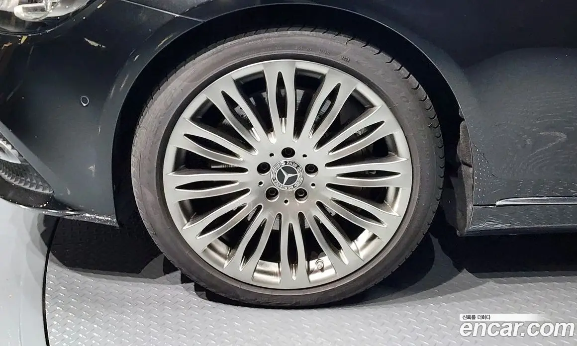 Mercedes-Benz S-Class 2018 4.0 автомат (гидро), фото 5