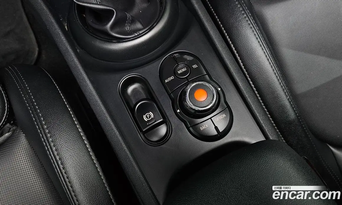 Mini Clubman 2018 2.0 автомат (гидро), фото 31
